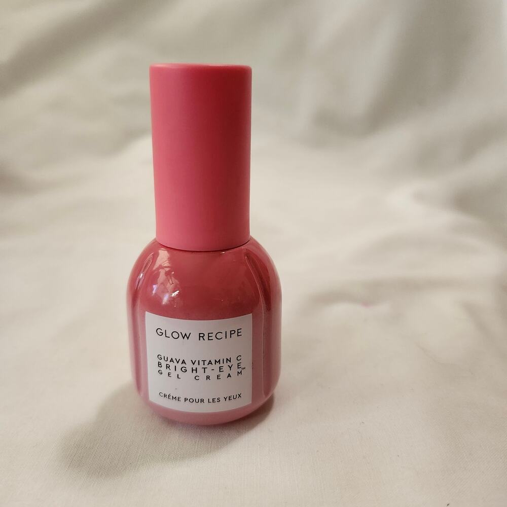 Guava Viamin C Brighting Eye Gel Cream 15 ml No Box B35